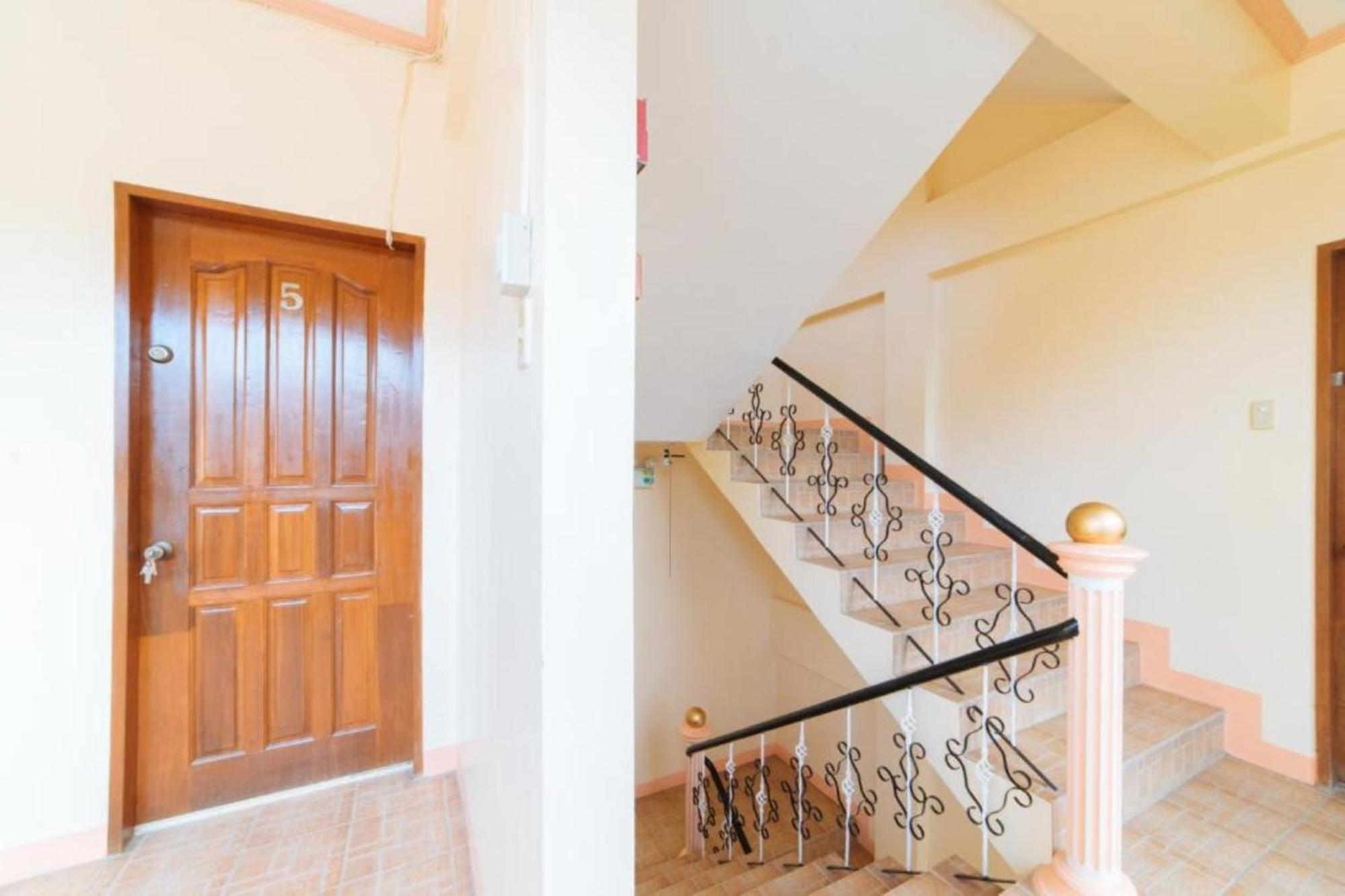 Reddoorz @ Q Abeto Street Mandurriao Hotel Iloilo City Bagian luar foto