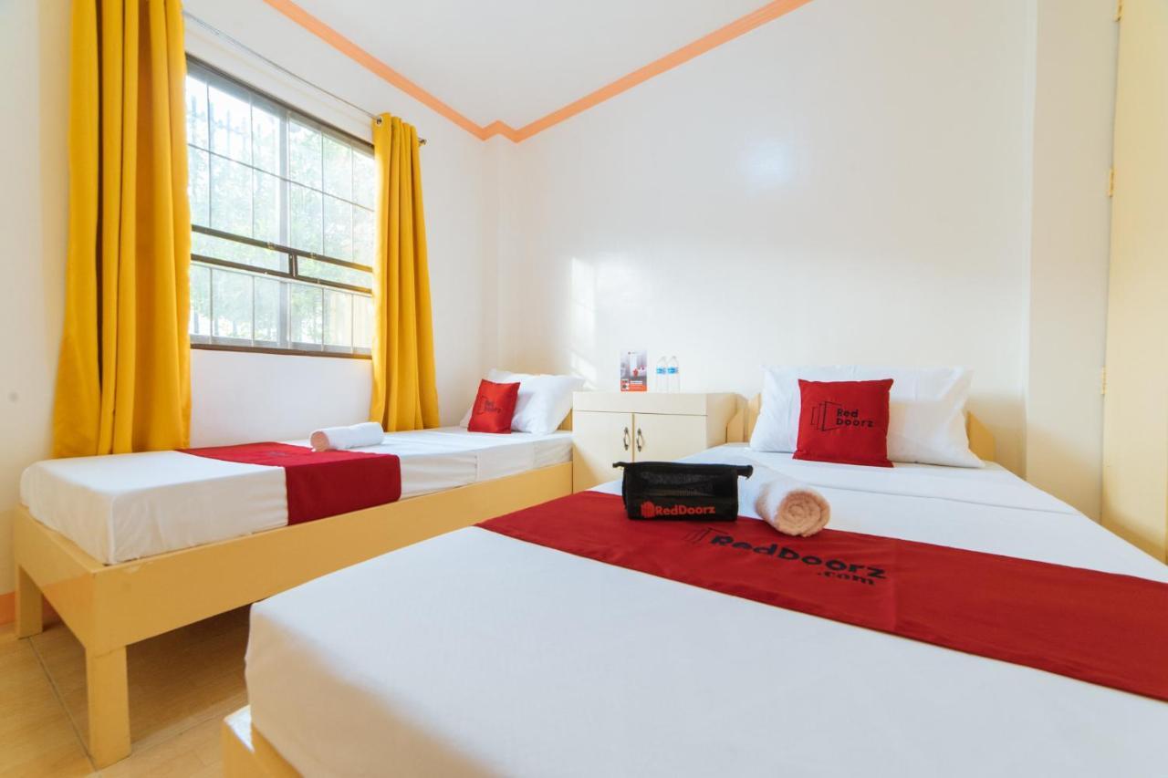 Reddoorz @ Q Abeto Street Mandurriao Hotel Iloilo City Bagian luar foto