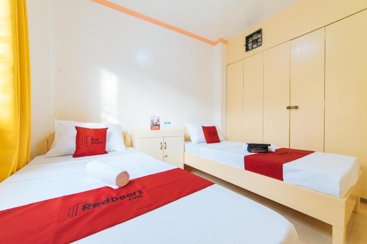 Reddoorz @ Q Abeto Street Mandurriao Hotel Iloilo City Bagian luar foto