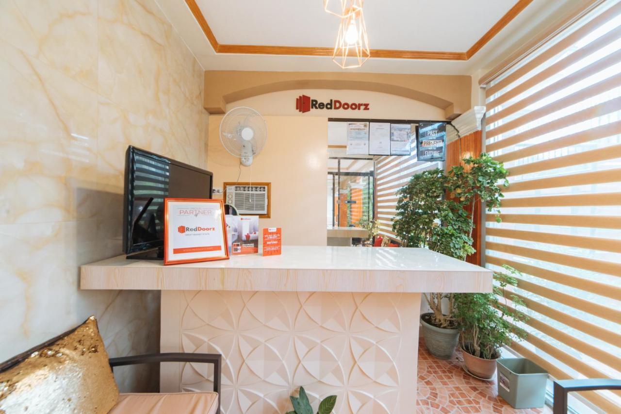 Reddoorz @ Q Abeto Street Mandurriao Hotel Iloilo City Bagian luar foto