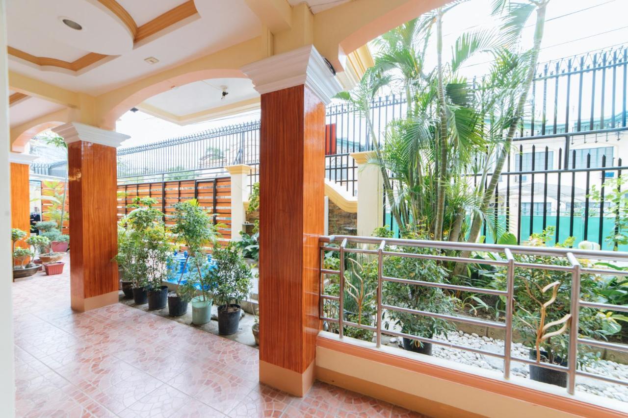 Reddoorz @ Q Abeto Street Mandurriao Hotel Iloilo City Bagian luar foto